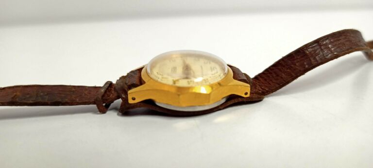 zegarek-zaria-17-jewels-automat-ussr-okazja-typ-nareczny