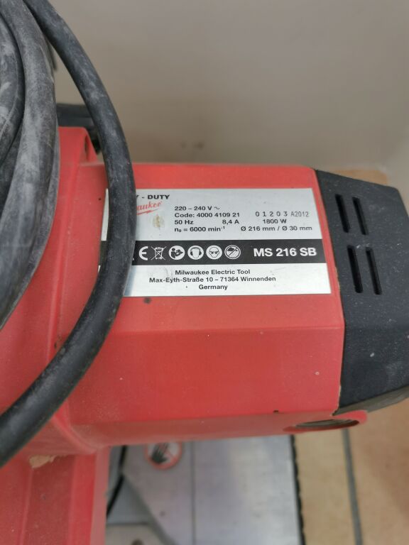 UKOŚNICA MILWAUKEE MS 216 SB