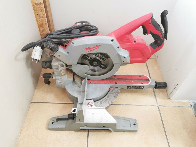 ukosnica-milwaukee-ms-216-sb-gen-augusta-emila-fieldorfa-nila-2c-ostroleka