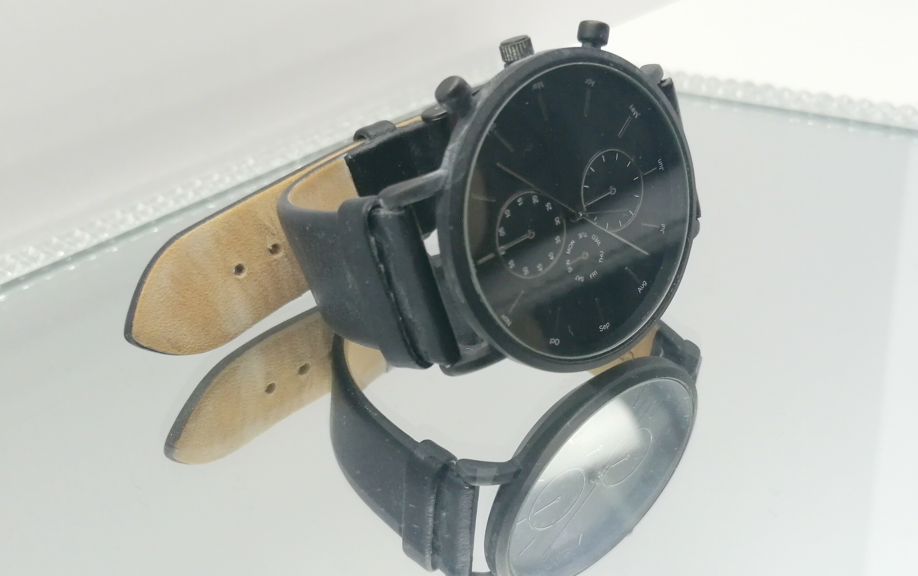 zegarek-kiomi-czarny-meski-typ-nareczny