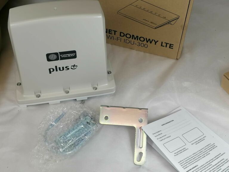 ZESTAW ROUTER MODEM ODU IDU 300 BEZ SIMLOCKA