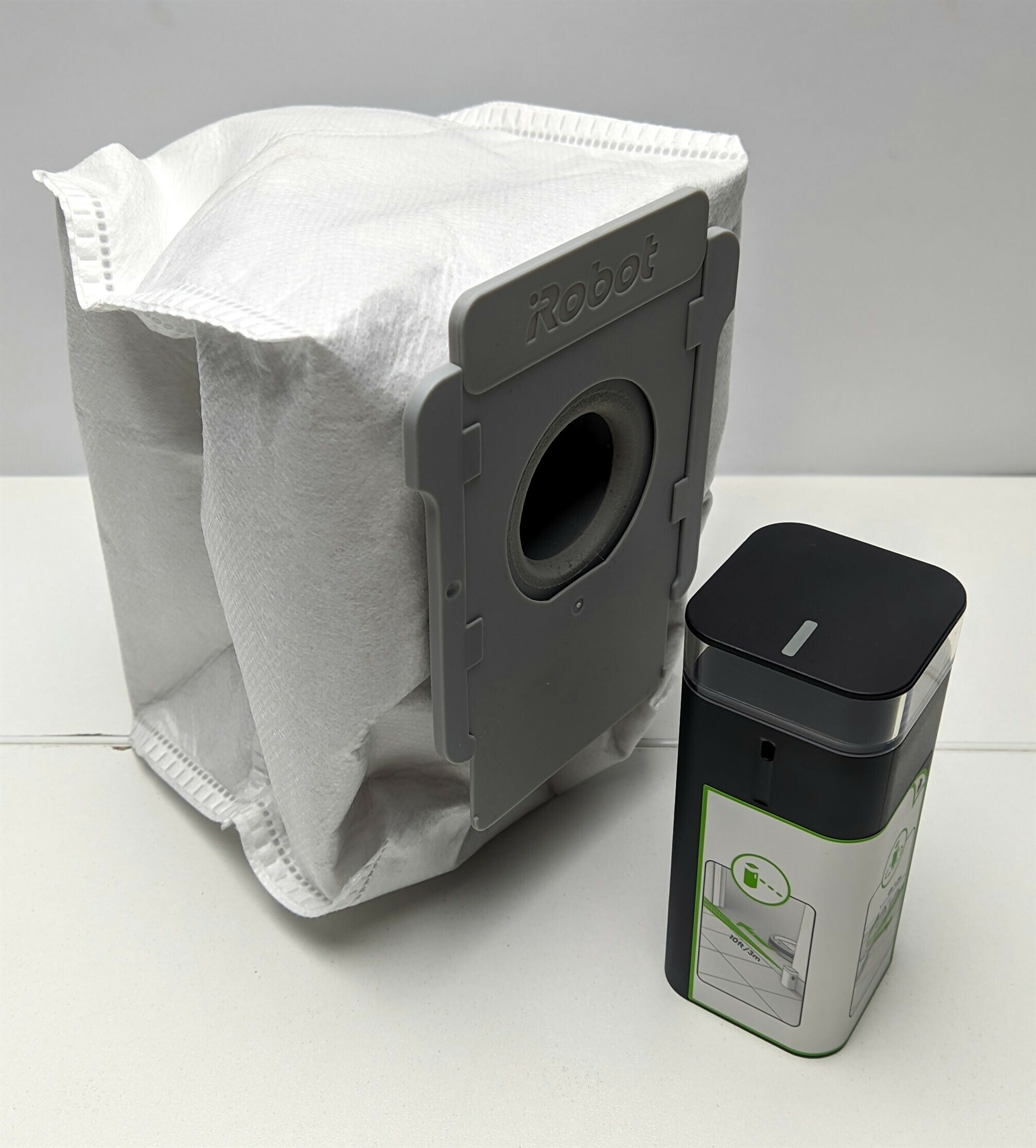 robot-sprzatajacy-irobot-roomba-i7-filtr-aeroforce