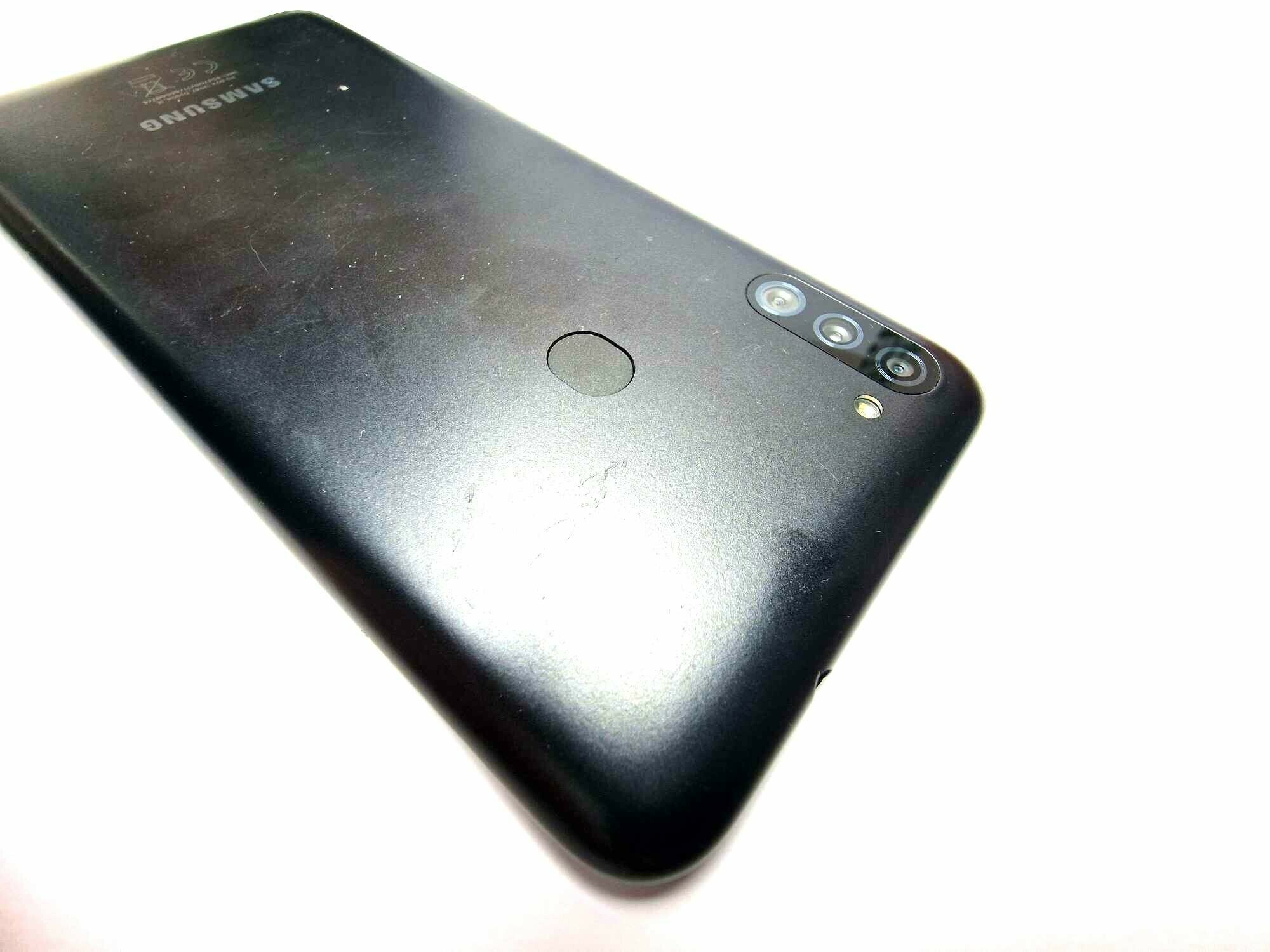 telefon-samsung-m11-brak-akc-kod-producenta-sm-m115fzkneue