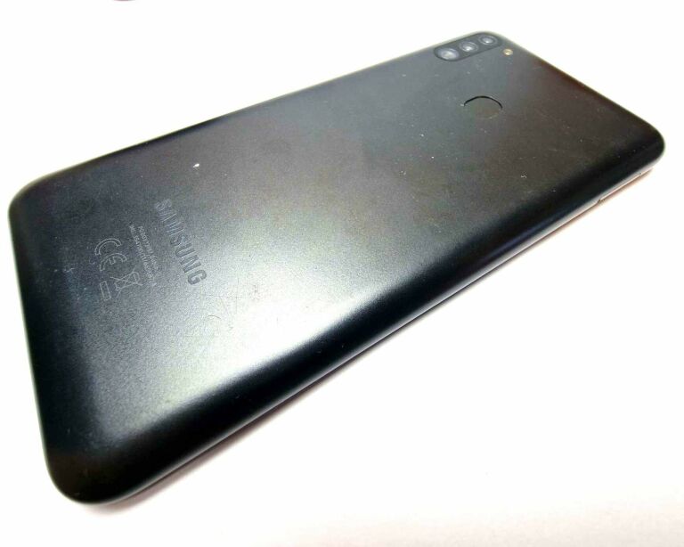 TELEFON SAMSUNG M11, BRAK AKC