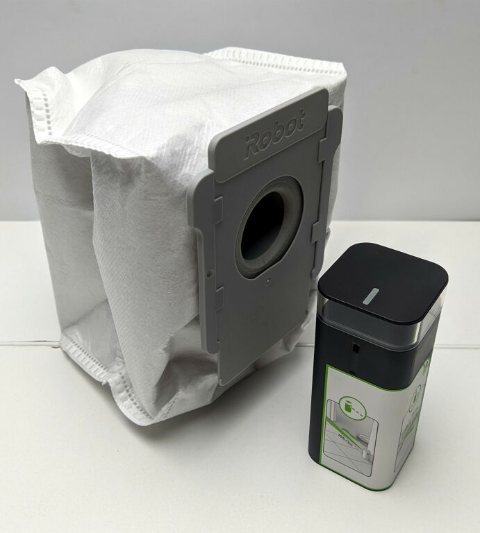 robot-sprzatajacy-irobot-roomba-i7-filtr-aeroforce