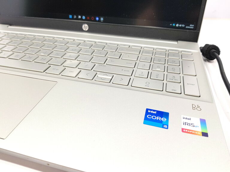 laptop-hp-pavilion-15-eg0052nw-przekatna-ekranu-1500