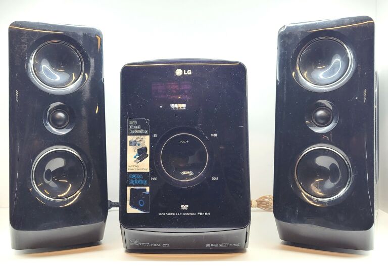 wieza-lg-fb164-d0p-pilot-stan-uzywany