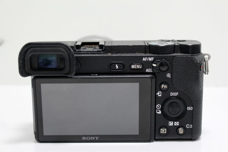 APARAT SONY ALPHA A6500
