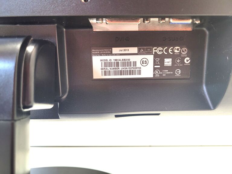 MONITOR PHILIPS 196V4L
