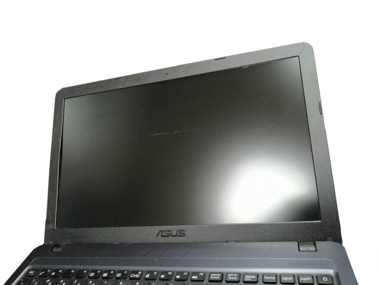 LAPTOP ASUS F543M 256GB SSD/4GB/CELERON N4000