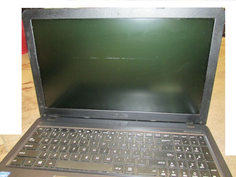 LAPTOP ASUS F543M 256GB SSD/4GB/CELERON N4000