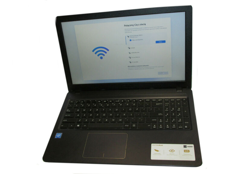 LAPTOP ASUS F543M 256GB SSD/4GB/CELERON N4000