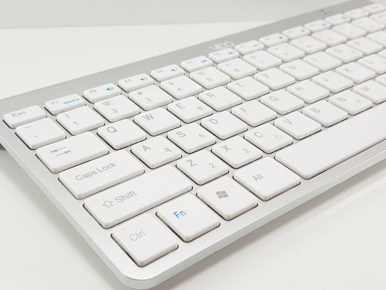 KLAWIATURA I MYSZ BEZPRZEWODOWA VIDO ULTRA SLIM