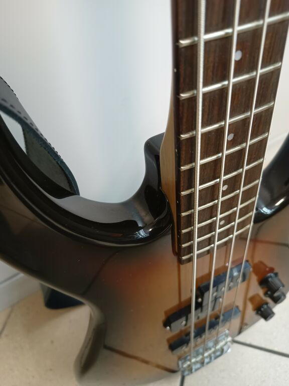 GITARA BASOWA FENDER MB-4