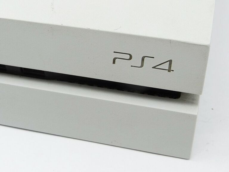 konsola-ps4-500gb-cuh-1116a-biala-ean-03274522566376