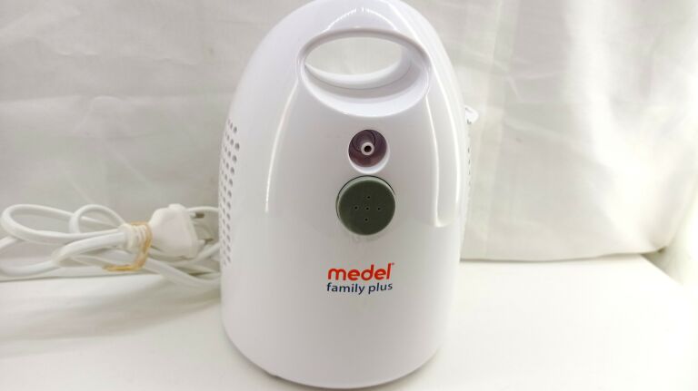 NEBULIZATOR MEDEL FAMILY PLUS ZESTAW