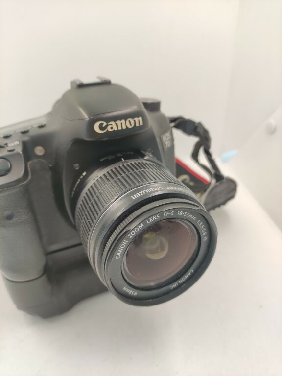 APARAT CANON EOS 7D + EFS 18-55MM + GRIP 106 TYS