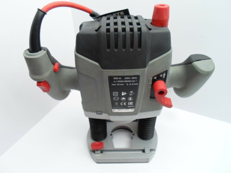FREZARKA GÓRNOWRZECIONOWA GRAPHITE 59G717