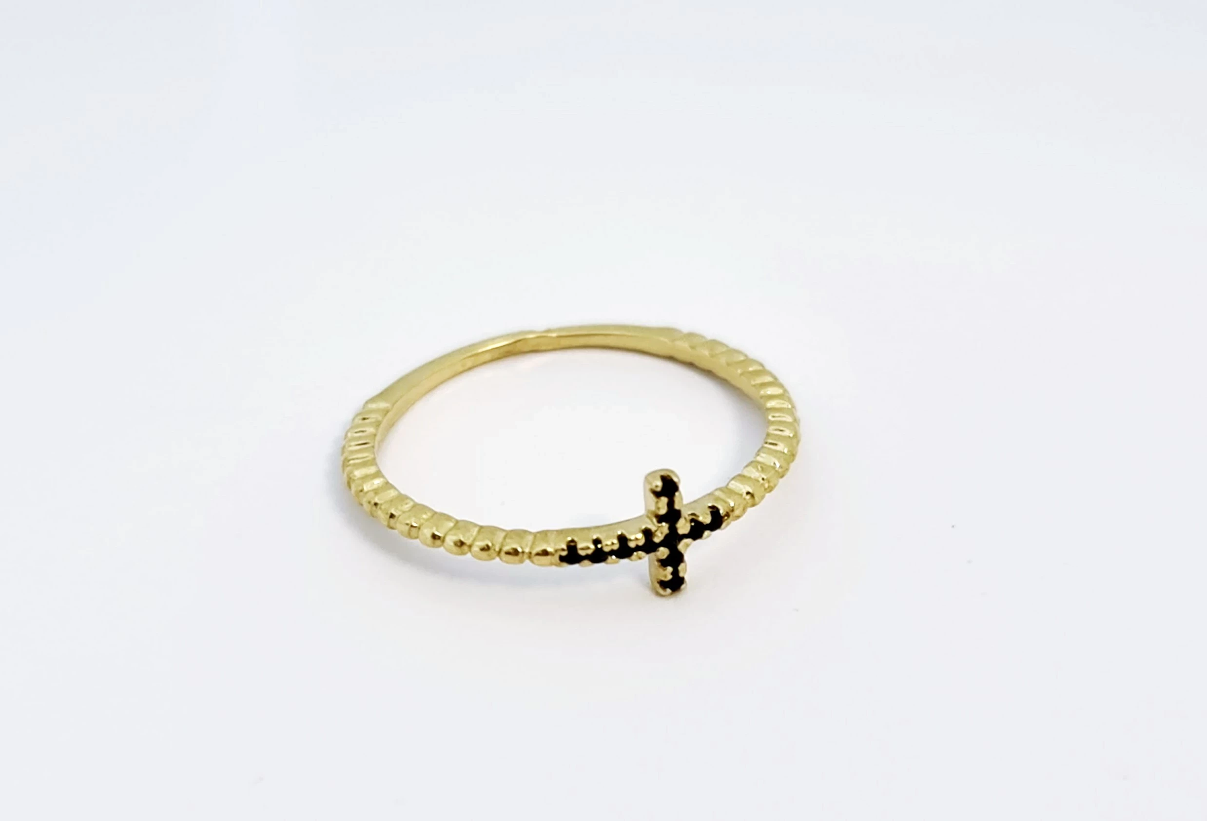 zloty-pierscionek-z-krzyzykiem-pr585-r18-kamien-17088-128