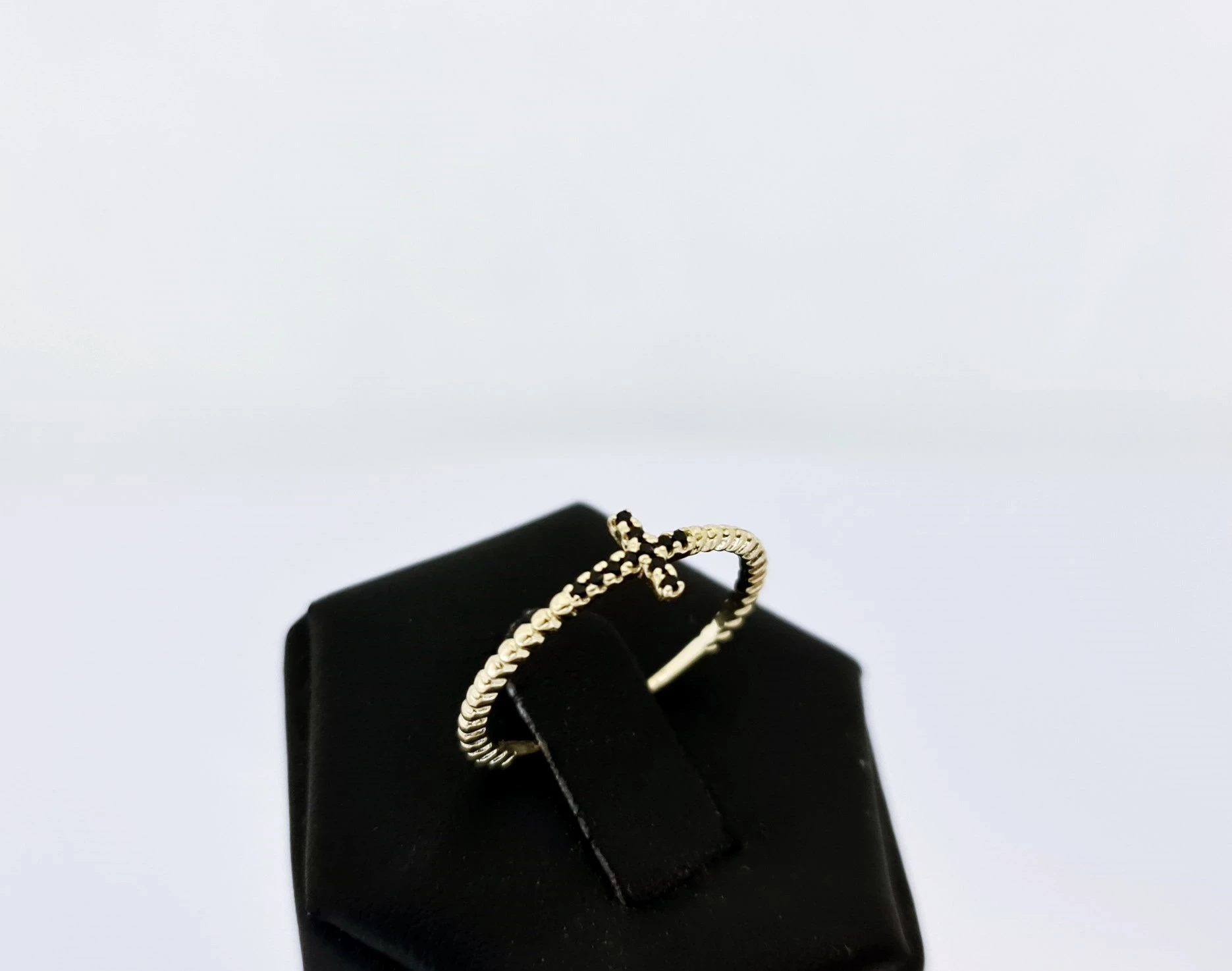 zloty-pierscionek-z-krzyzykiem-pr585-r18-rozmiarsrednica-wew-mm-372-18