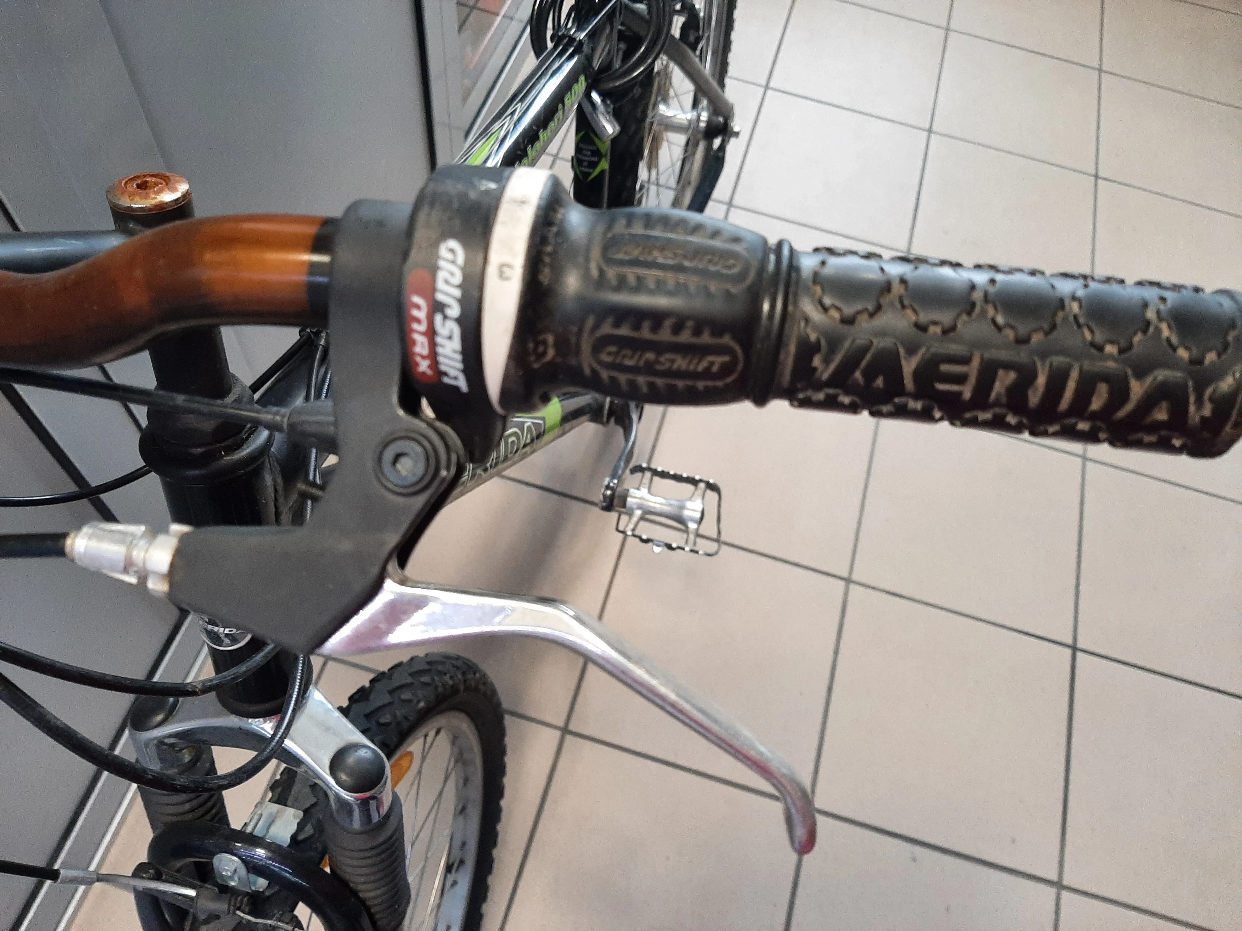 rower-merida-kalahari-500-rozmiar-kola-26