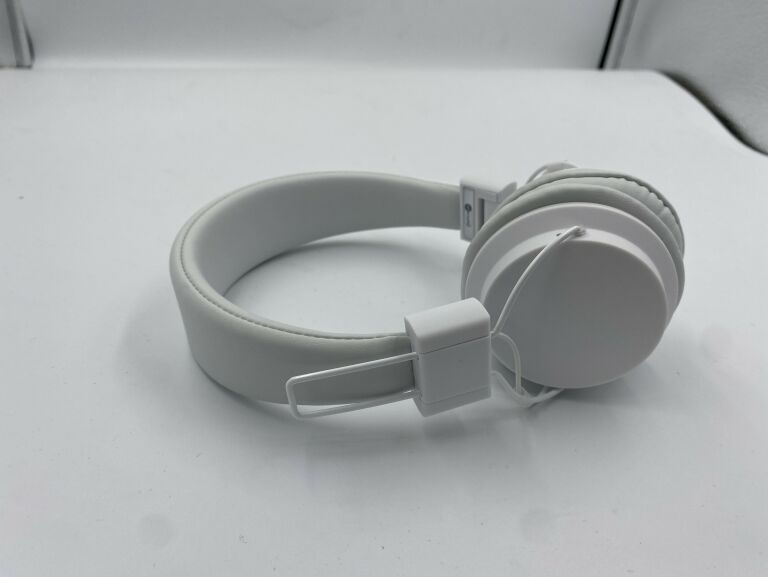 sluchawki-switch-on-hp-oc02-kolor-dominujacy-bialy