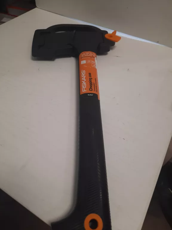 SIEKIERA FISKARS CHOPPING AXE