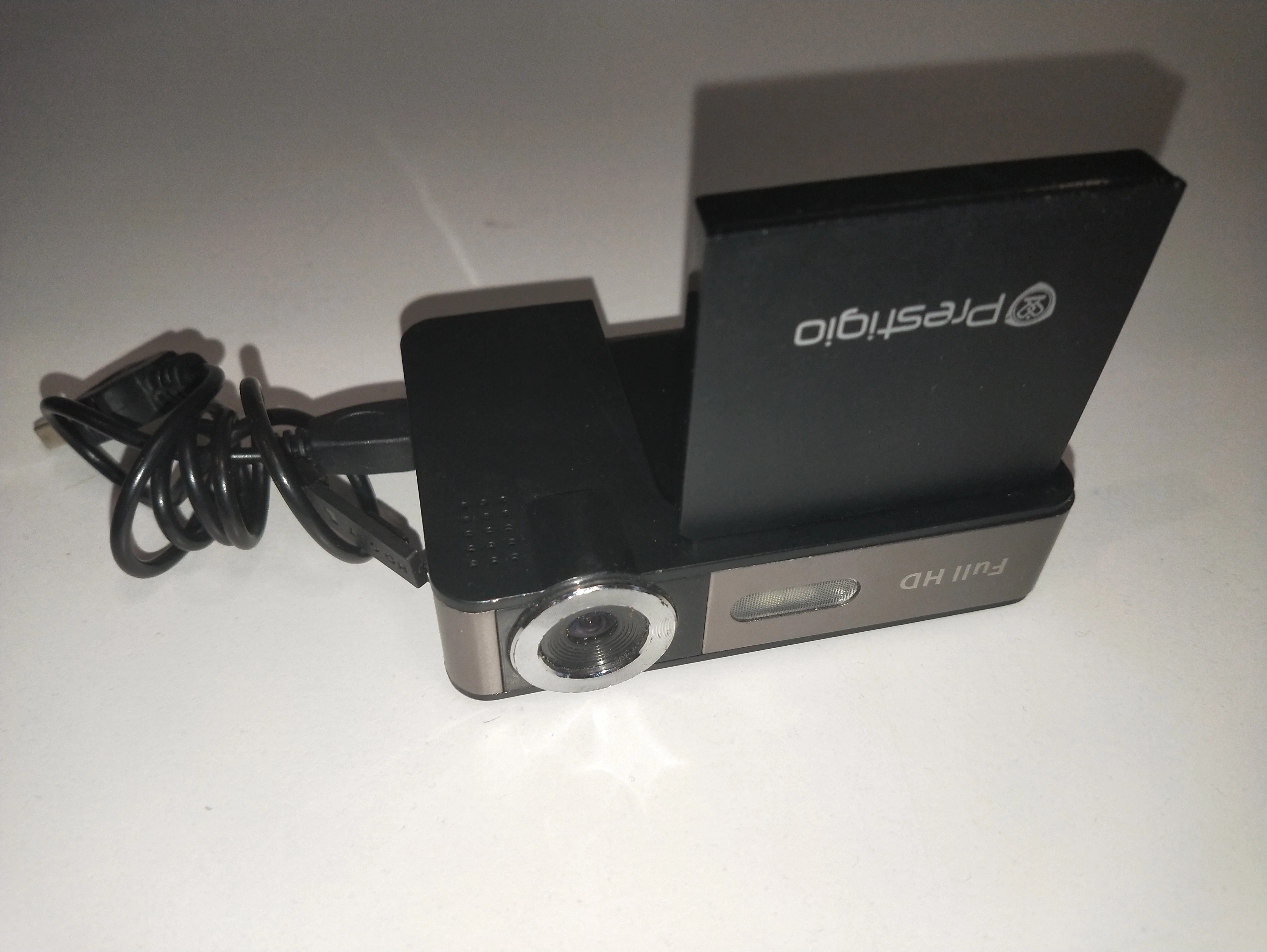 rejestrator-prestigio-roadrunner-505-usb-producent-prestigio