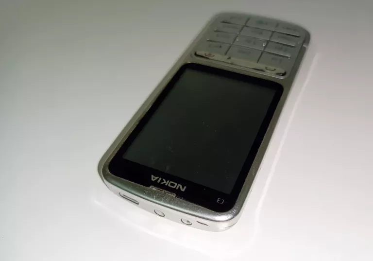 TELEFON NOKIA C3
