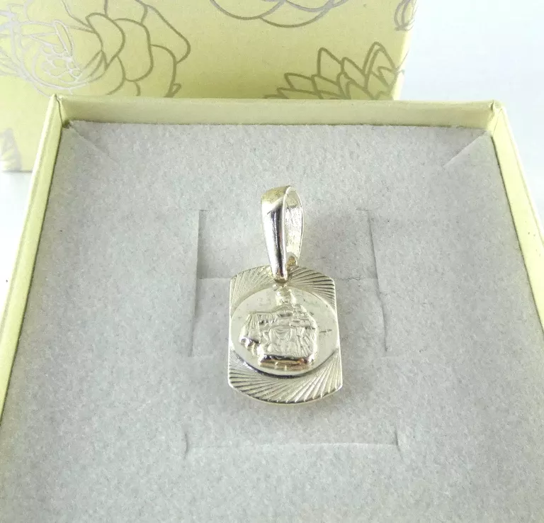 SREBRNA ZAWIESZKA JEZUS 925 2,75G