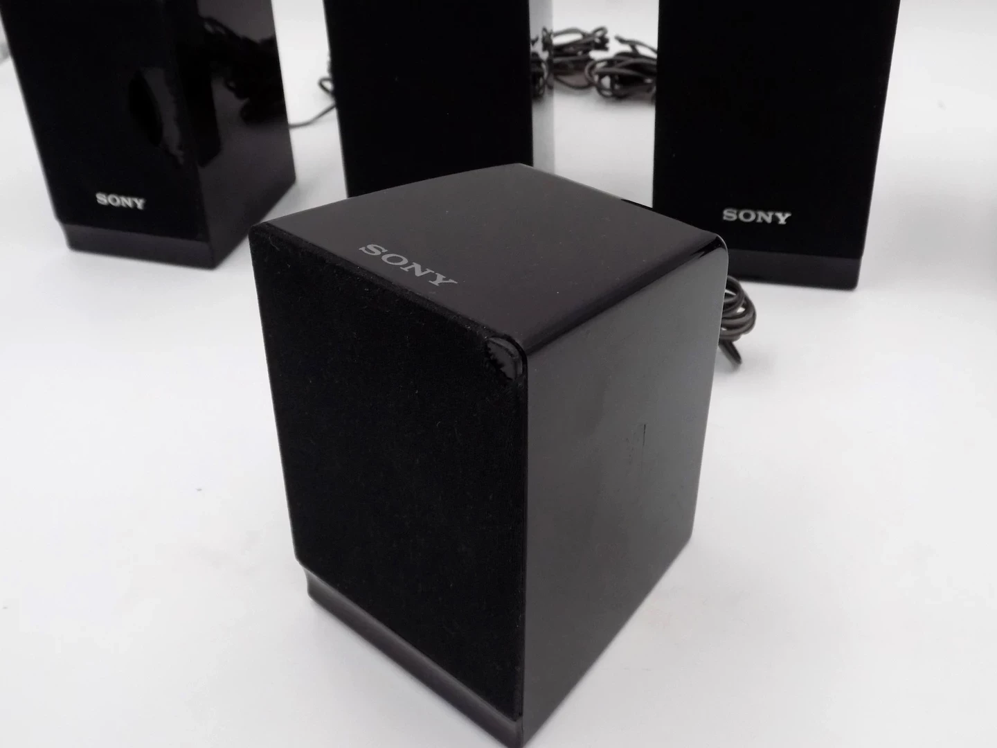 kino-domowe-sony-dav-tz140-moc-znamionowa-rms-300