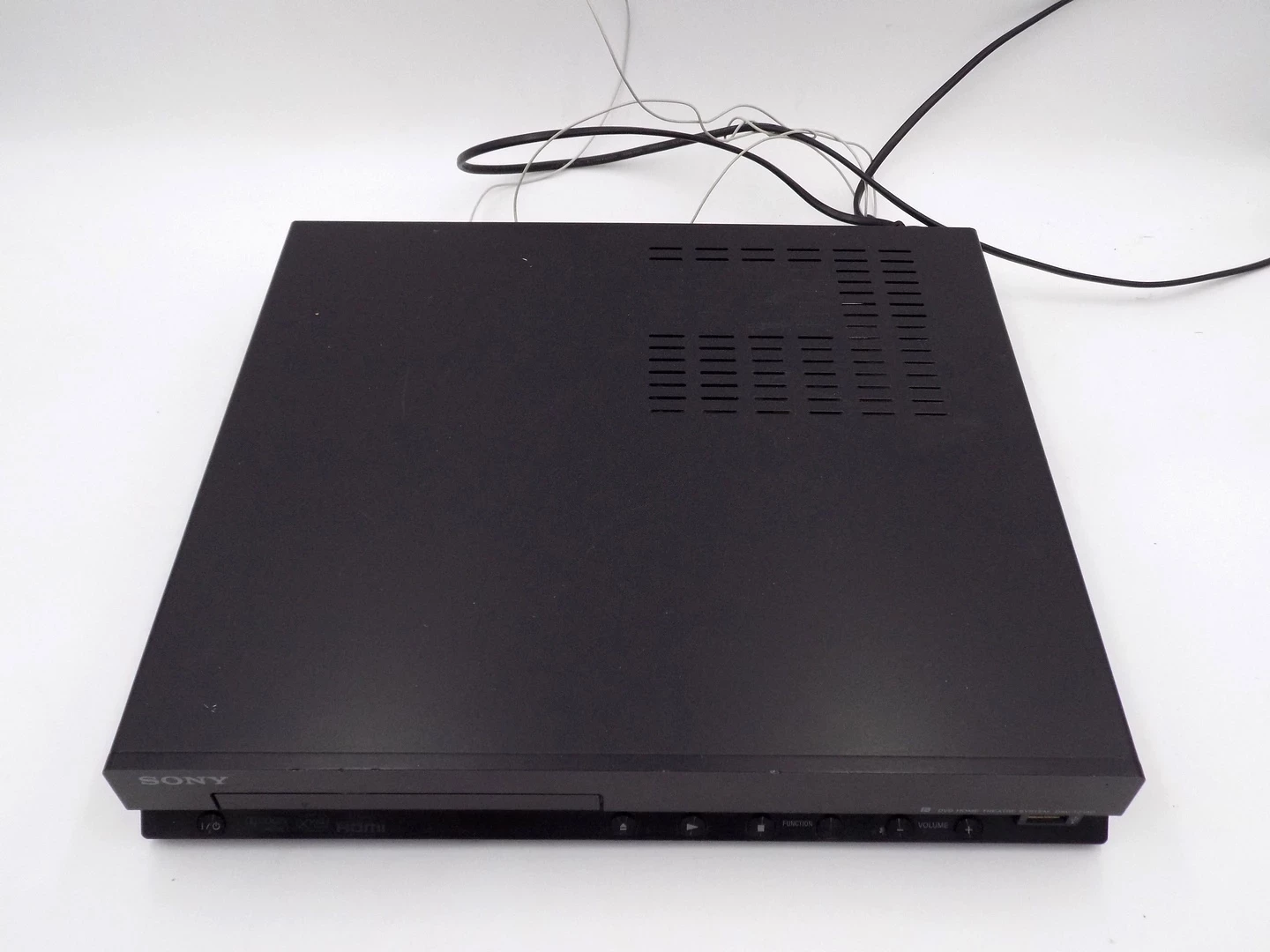 kino-domowe-sony-dav-tz140-liczba-kolumn-w-zestawie-4