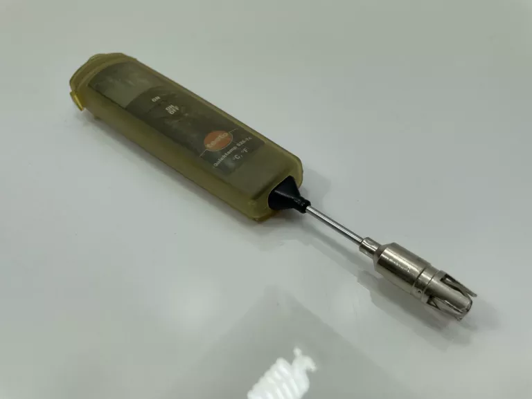 PIROMETR+TERMOMETR TESTO QUICKTEMP 825-T4