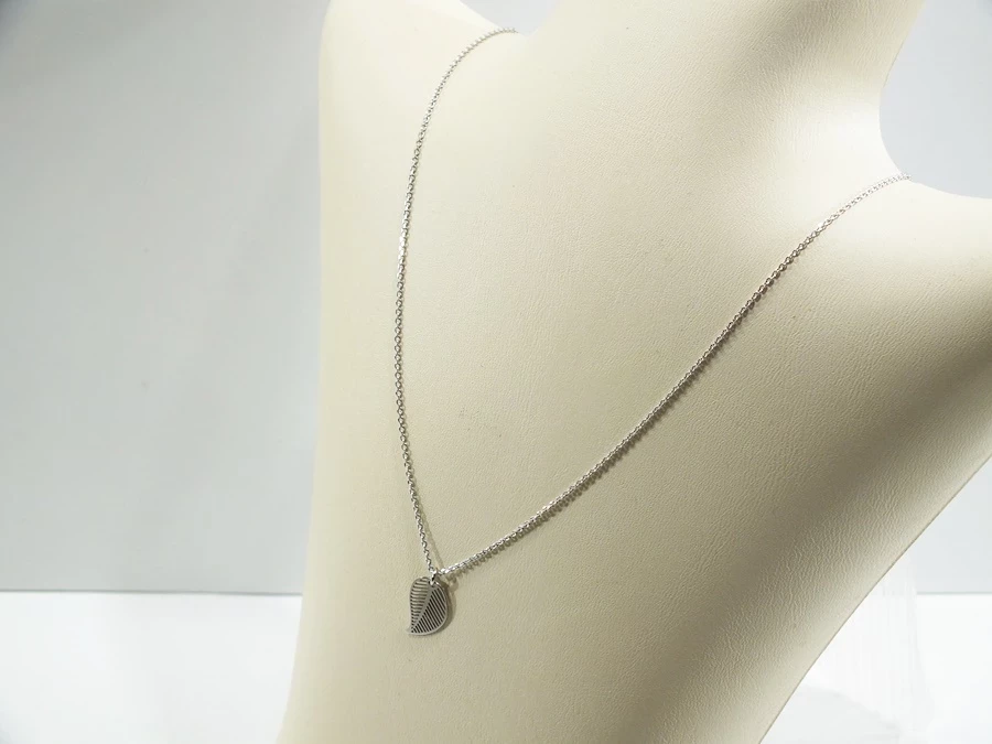 srebrny-lancuszek-z-listkiem-24-g-marka-inna-marka