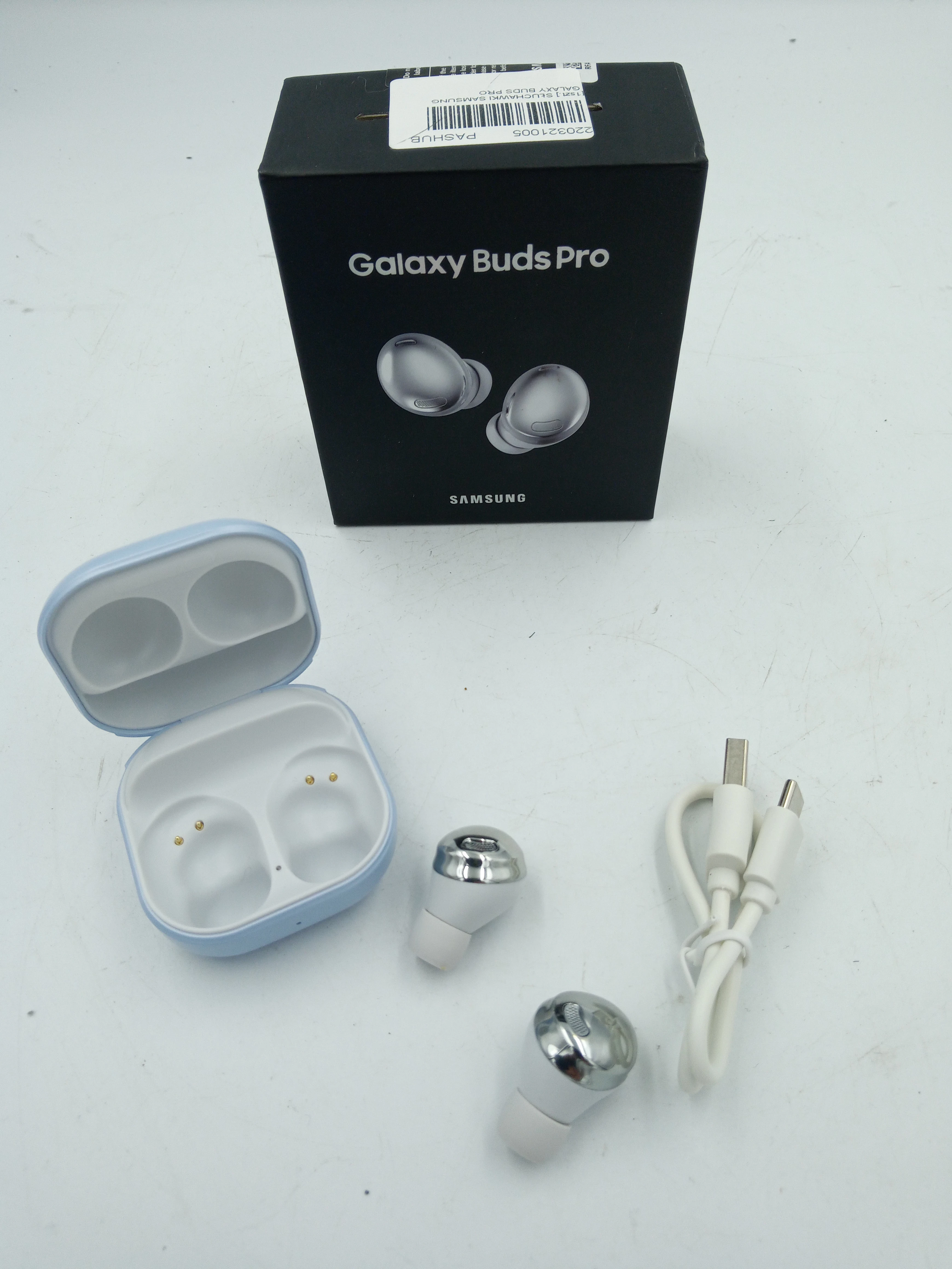 sluchawki-samsung-galaxy-buds-pro-sm-r190-kolor-dominujacy-srebrnyszary