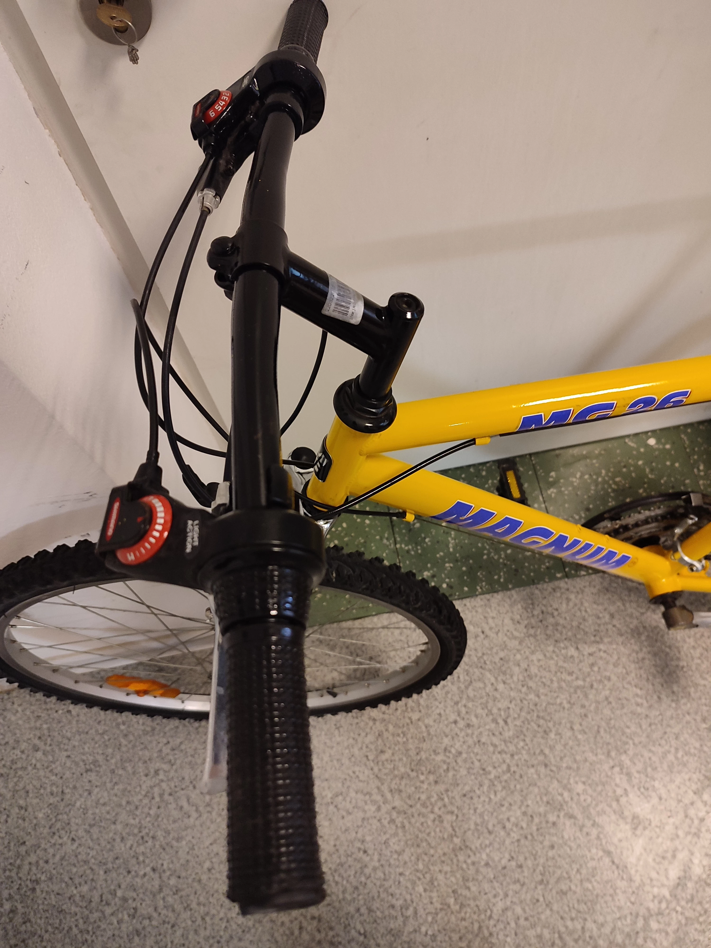 rower-magnum-mg26-stan-uzywany