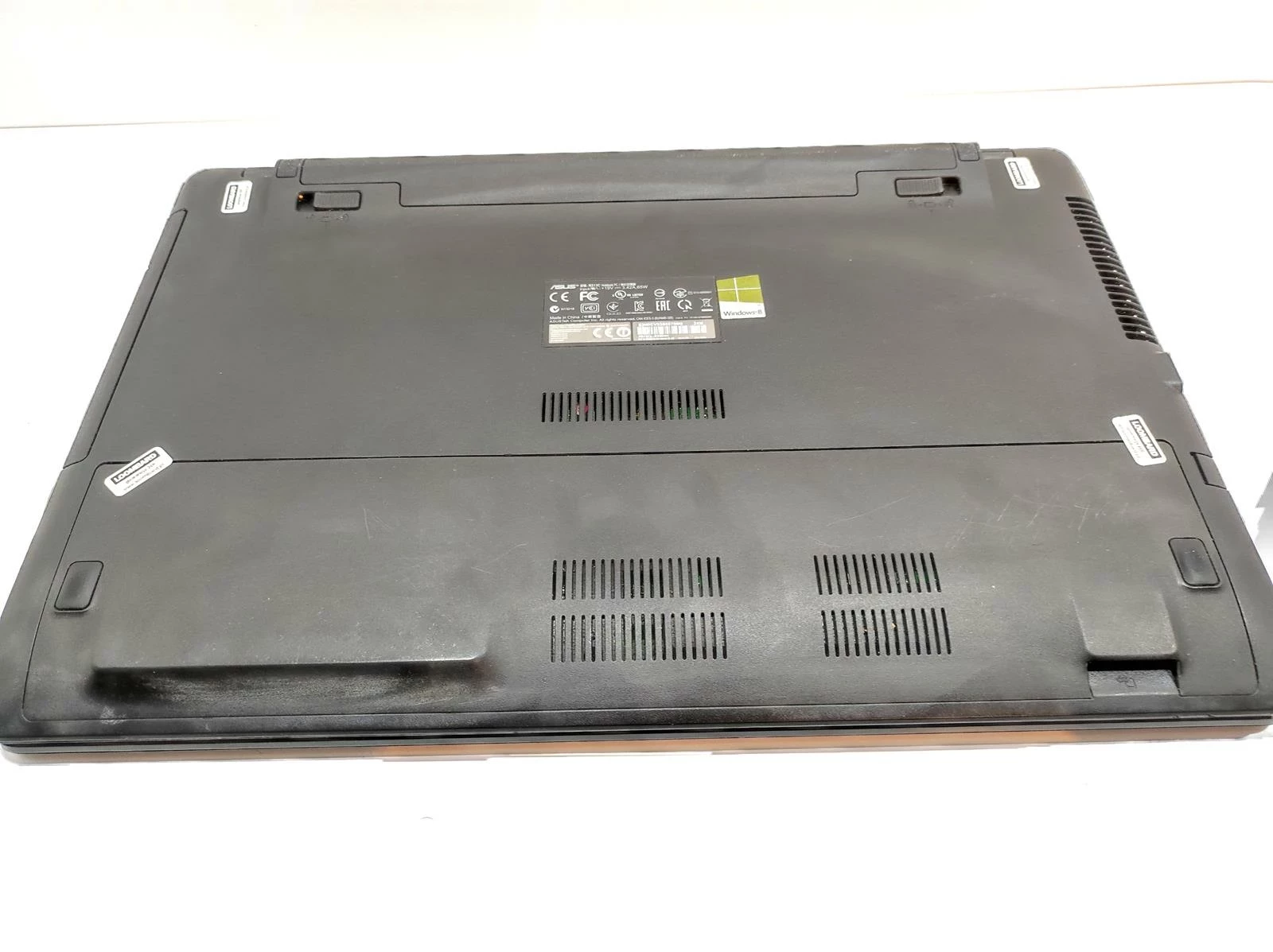 laptop-asus-r513c-typ-dysku-twardego-ssd