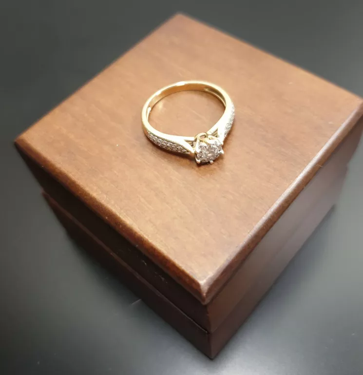 zloty-pierscionek-apart-40-brylantow-p585-r12-material-zloto