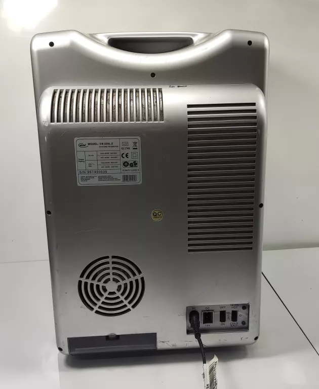 lodowka-red-bull-model-tty