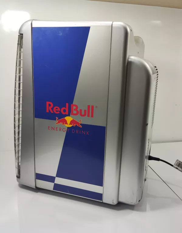 lodowka-red-bull-kolor-dominujacy-inny