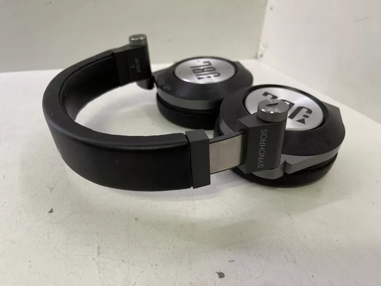 SŁUCHAWKI BEZPRZEWODOWE JBL E50 BT