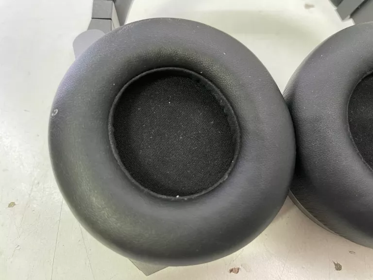 SŁUCHAWKI BEZPRZEWODOWE JBL E50 BT