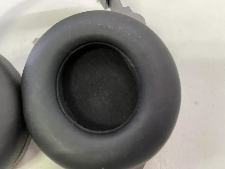 SŁUCHAWKI BEZPRZEWODOWE JBL E50 BT