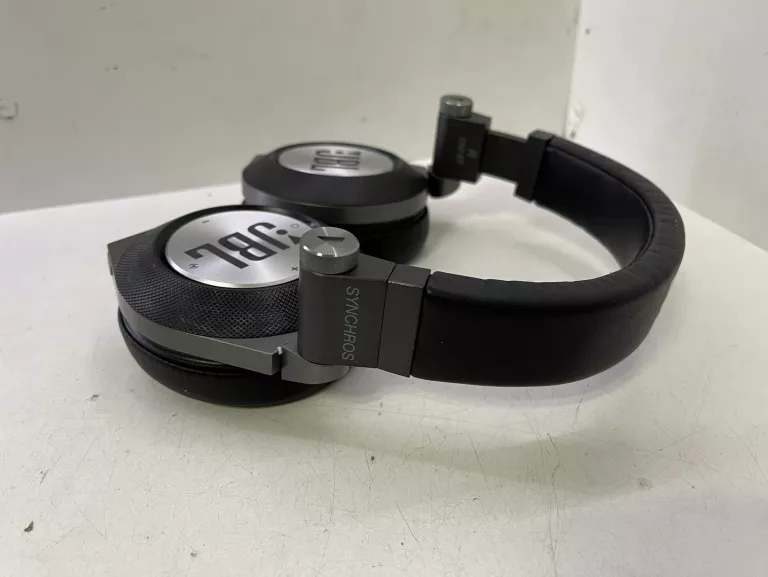 SŁUCHAWKI BEZPRZEWODOWE JBL E50 BT
