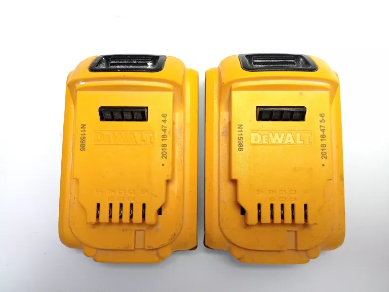 WKRĘTARKA DEWALT DCF 620 ŁADOWARKA 2 AKU