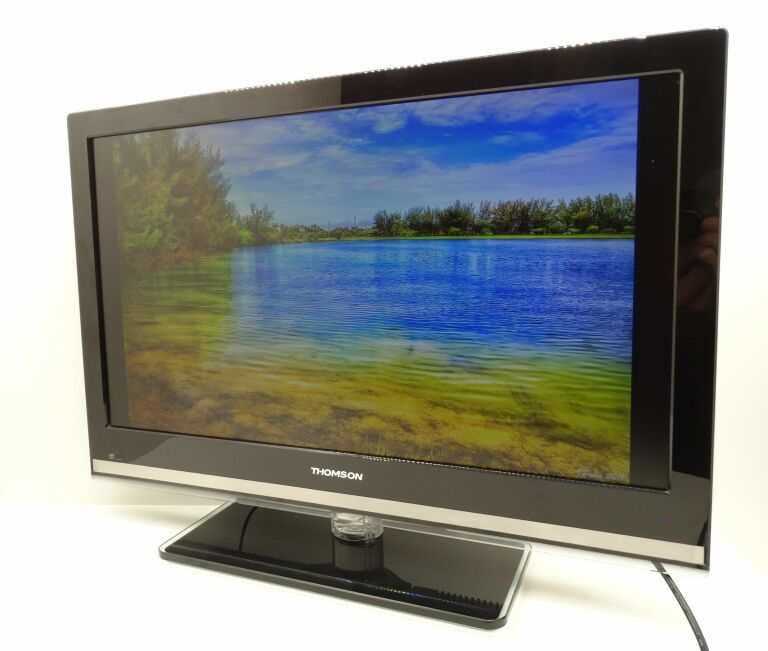 TELEWIZOR THOMSON 24FT5253 24 CALE