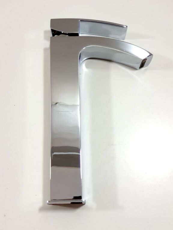 bateria-umywalkowa-salaman-wysoka-castorama-typ-montazu-stojaca