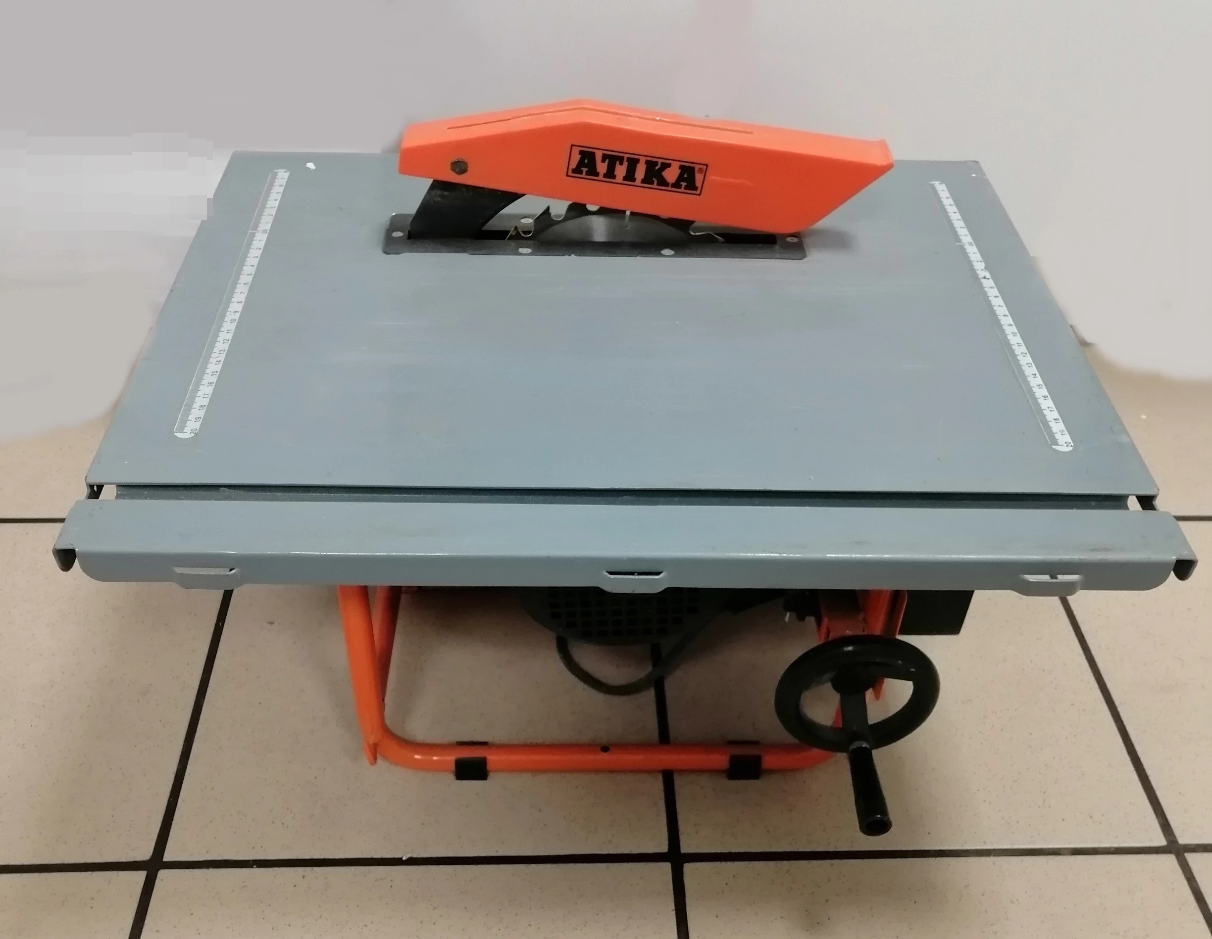 pila-stolowa-atika-t205-srednica-otworu-pily-16