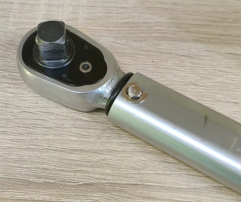 klucz-dynamometryczny-stanley-12-625mm-stan-uzywany