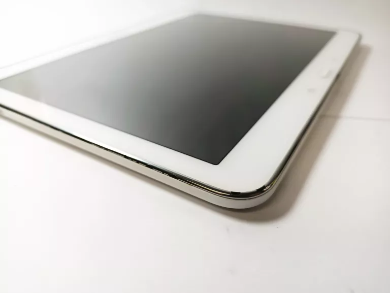 TABLET SAMSUNG GALAXY TAB 4 10,1'' + ŁADOWARKA